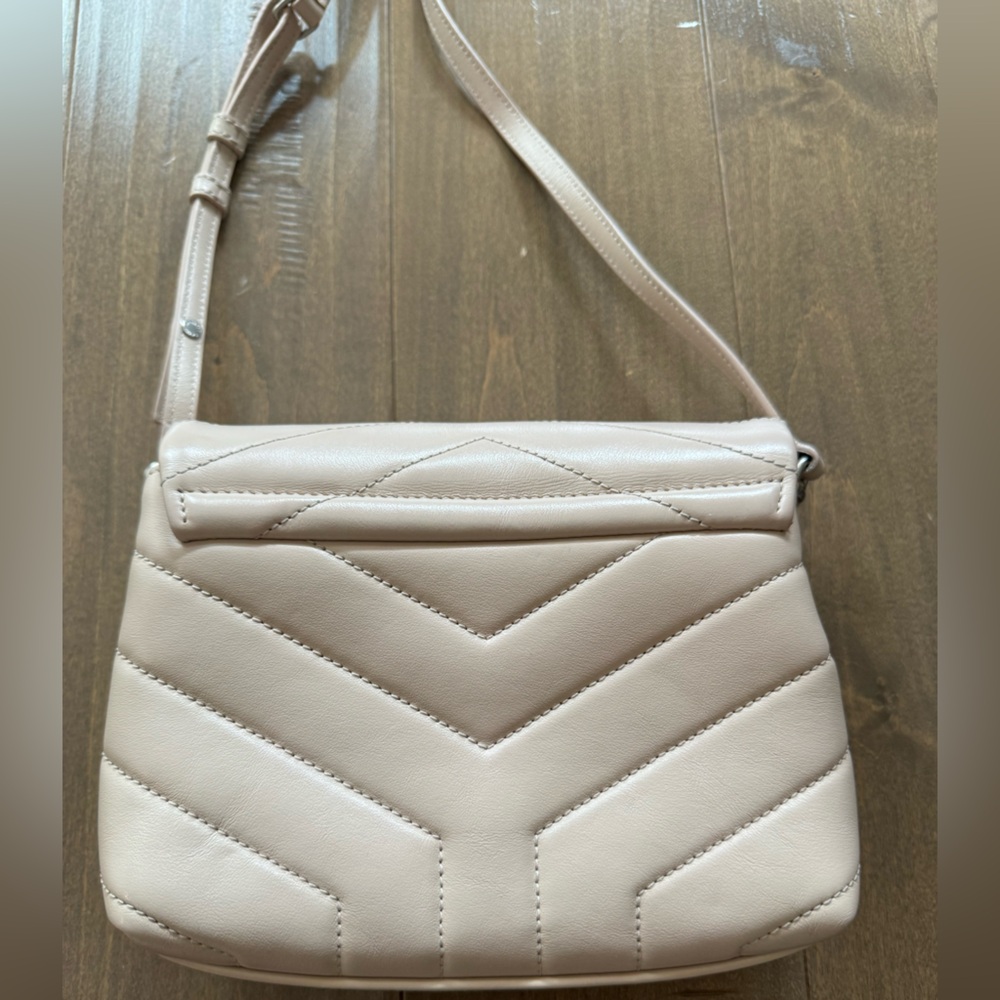 ❣️Authentic Saint Laurent Lulu toy bag with leather shoulder/ crossbody strap - Picture 10 of 13